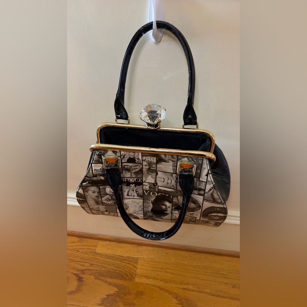Magazine Bag - Picture 13 of 16